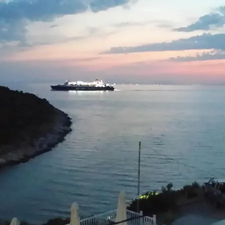 Al Mare Holiday home *
